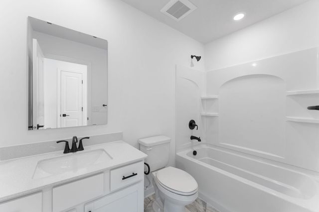 1905 Dogwood Court, Carver, MN 55315