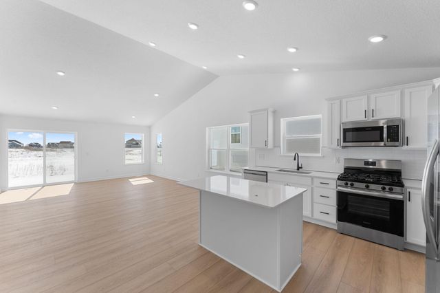 1905 Dogwood Court, Carver, MN 55315