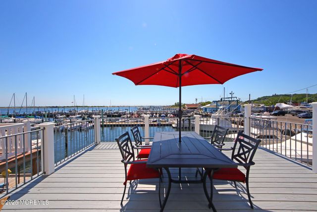 9 Sea Drift Avenue, Highlands, NJ 07732