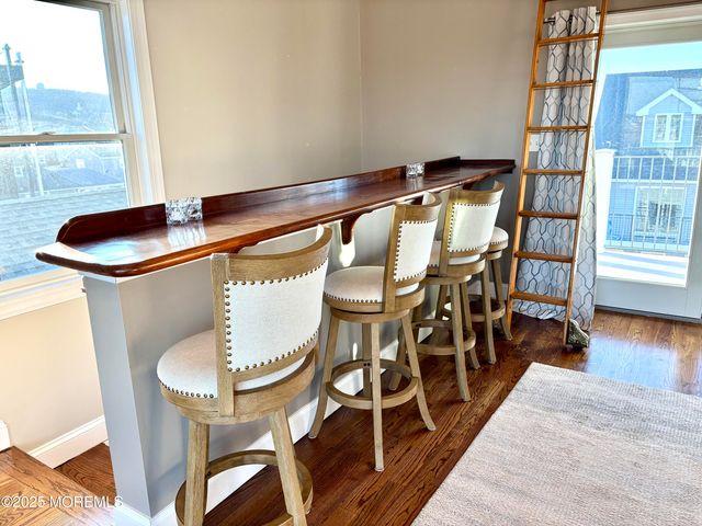 9 Sea Drift Avenue, Highlands, NJ 07732