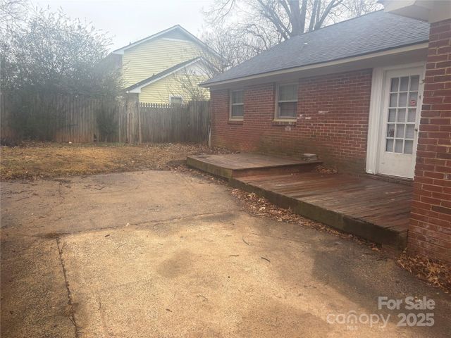 5312 Larewood Drive, Charlotte, NC 28215