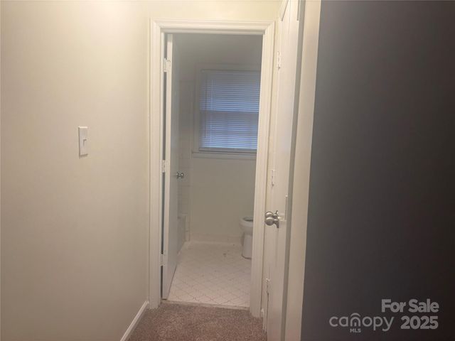 5312 Larewood Drive, Charlotte, NC 28215