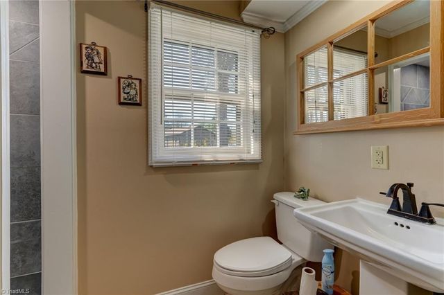 4604 Luewood Road, Greensboro, NC 27405