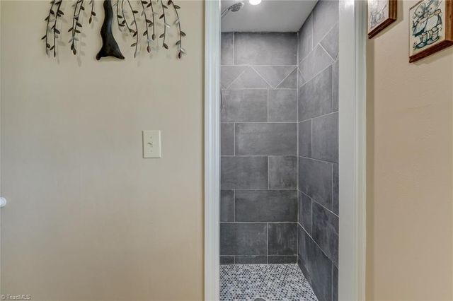 4604 Luewood Road, Greensboro, NC 27405