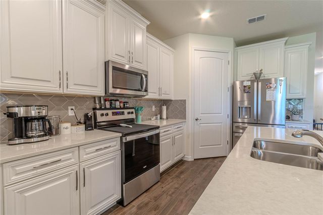 17558 BLAZING STAR CIRCLE, Clermont, FL 34714