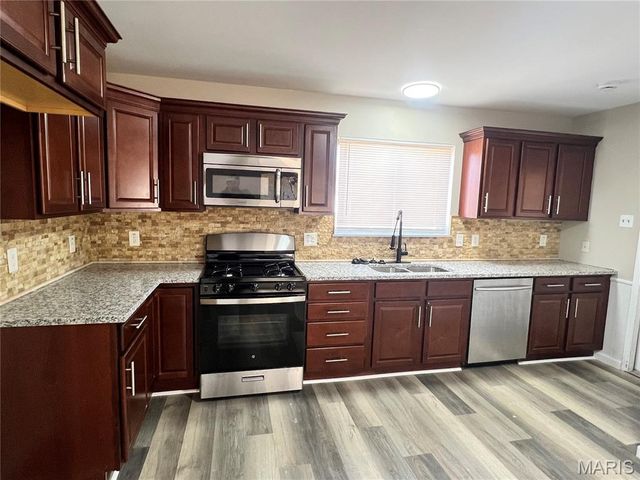 2010 Cordoba Drive, Florissant, MO 63033