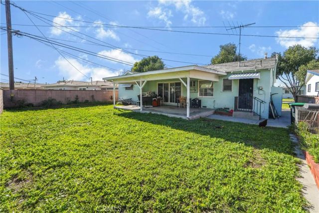 14564 Charlemagne Ave, Bellflower, CA 90706