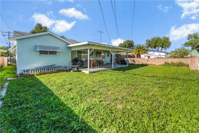 14564 Charlemagne Ave, Bellflower, CA 90706