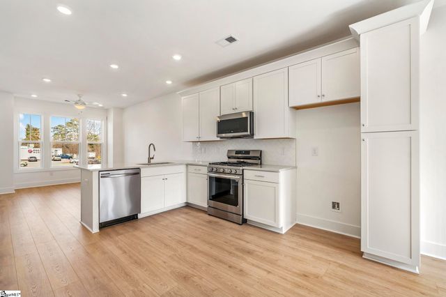 24 Renaissance Row Drive, Greenville, SC 29606