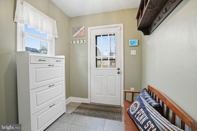 418 E 10TH AVE, Conshohocken, PA 19428