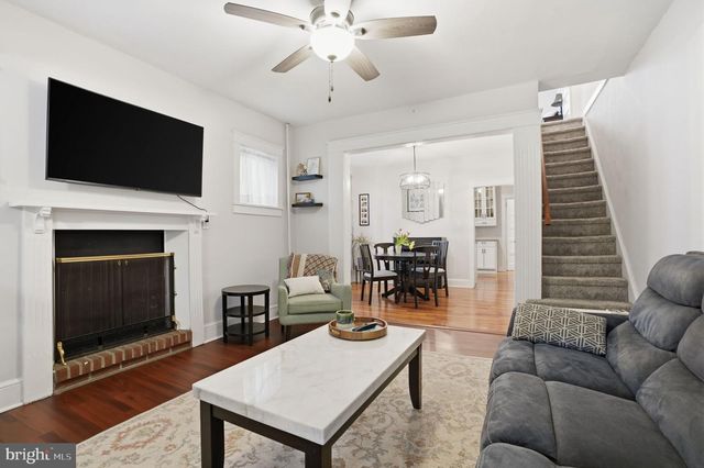 418 E 10TH AVE, Conshohocken, PA 19428