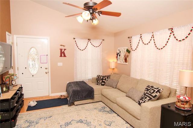 328 High Street, Washington, MO 63090