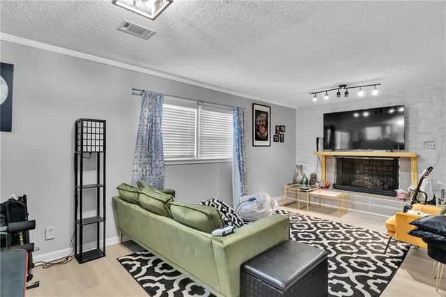 528 Old Tucker Road, Stone Mountain, GA 30087