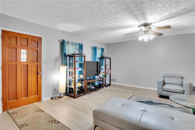 528 Old Tucker Road, Stone Mountain, GA 30087