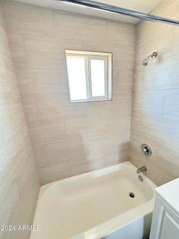 4939 E WILLETTA Street 2, Phoenix, AZ 85008