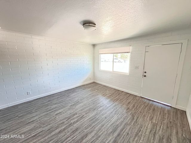 4939 E WILLETTA Street 2, Phoenix, AZ 85008