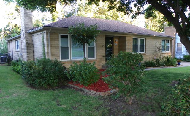 214 N Brookside Parkway, Wichita, KS 67208