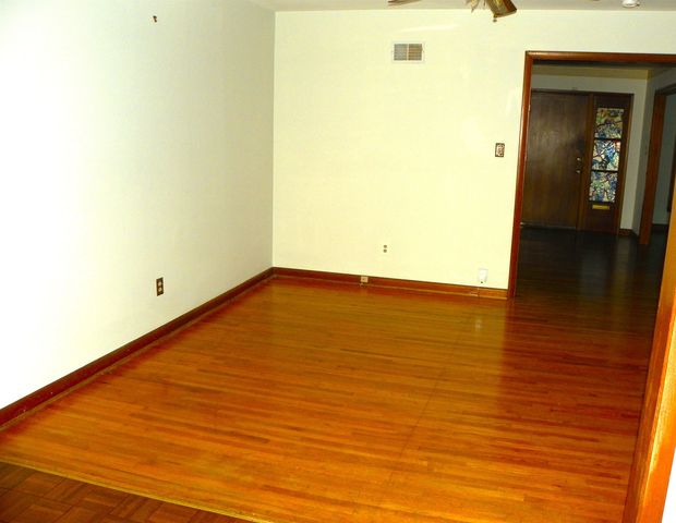 214 N Brookside Parkway, Wichita, KS 67208