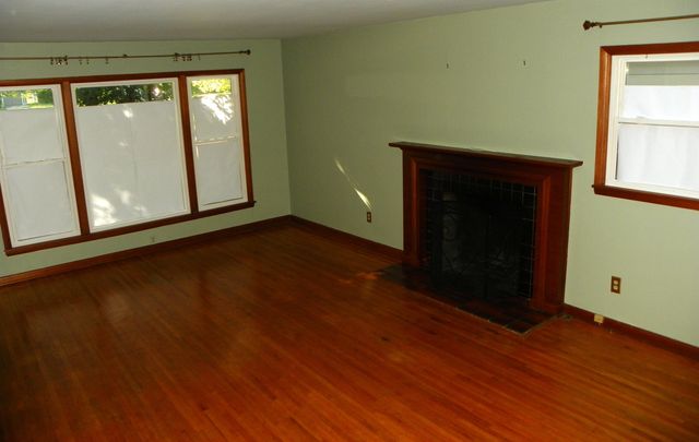 214 N Brookside Parkway, Wichita, KS 67208
