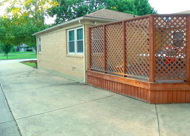 214 N Brookside Parkway, Wichita, KS 67208