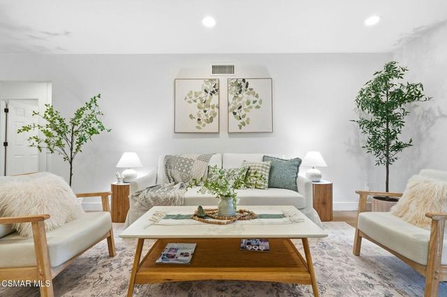 15103 Village 15, Camarillo, CA 93012