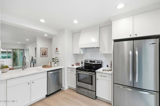 15103 Village 15, Camarillo, CA 93012