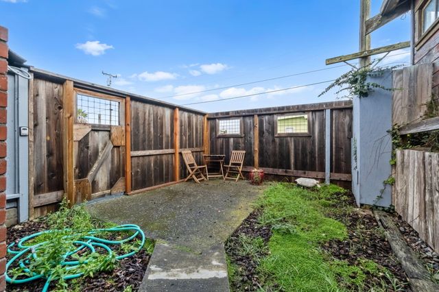 31 Crab Street, Eureka, CA 95503