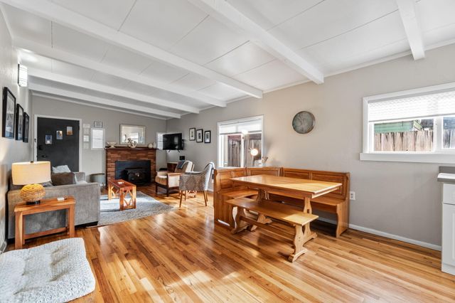 31 Crab Street, Eureka, CA 95503