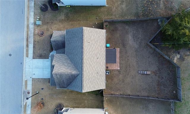 735 Walnut Creek Circle, Pendergrass, GA 30567