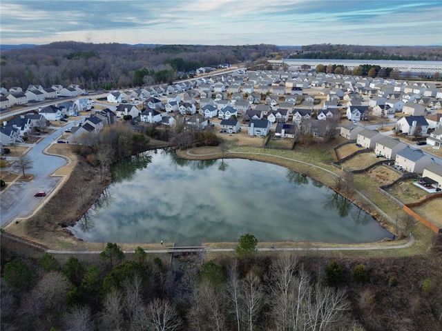 735 Walnut Creek Circle, Pendergrass, GA 30567