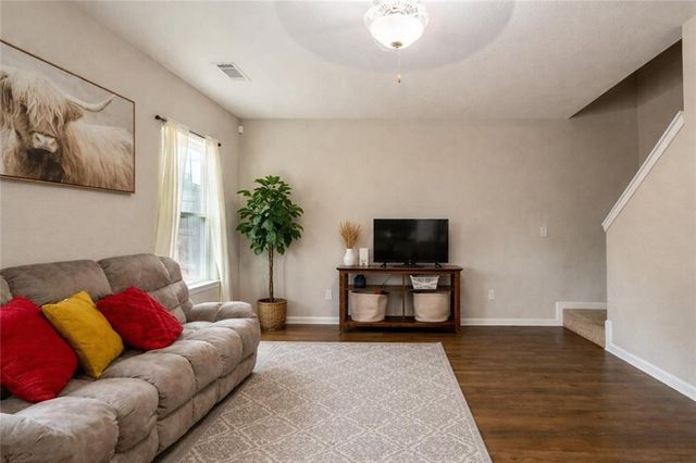 735 Walnut Creek Circle, Pendergrass, GA 30567