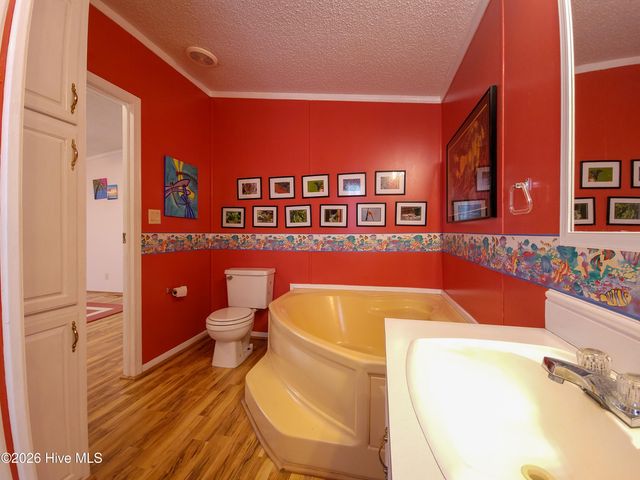 1800 Nottingham Circle SW, Ocean Isle Beach, NC 28469