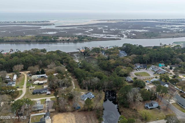 1800 Nottingham Circle SW, Ocean Isle Beach, NC 28469