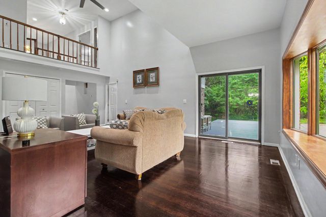 5026 Arbor Valley Lane, Ann Arbor, MI 48105