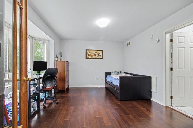 5026 Arbor Valley Lane, Ann Arbor, MI 48105