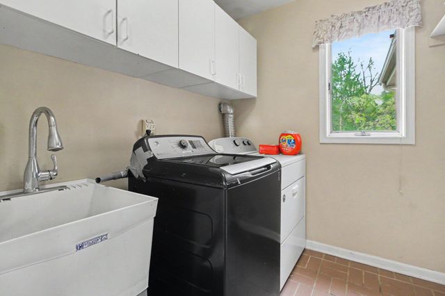 5026 Arbor Valley Lane, Ann Arbor, MI 48105
