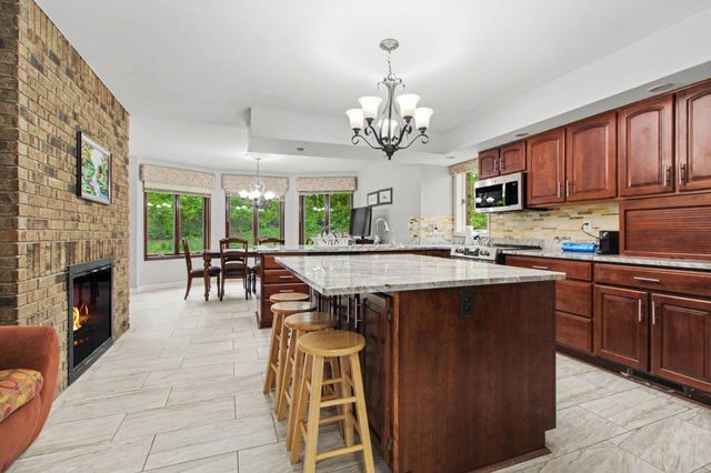 5026 Arbor Valley Lane, Ann Arbor, MI 48105