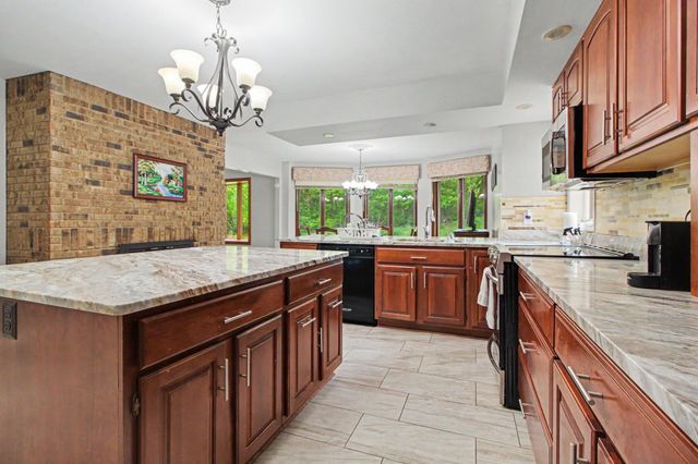 5026 Arbor Valley Lane, Ann Arbor, MI 48105