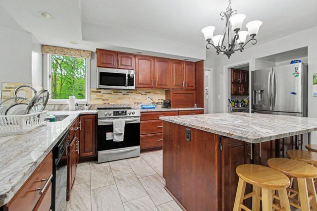 5026 Arbor Valley Lane, Ann Arbor, MI 48105
