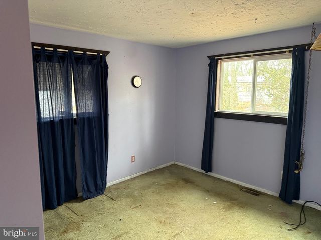 527 BRIAN AVE, Millville, NJ 08332