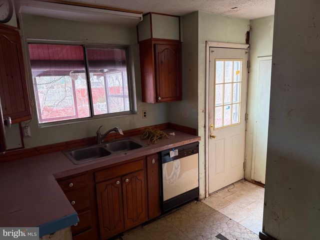 527 BRIAN AVE, Millville, NJ 08332