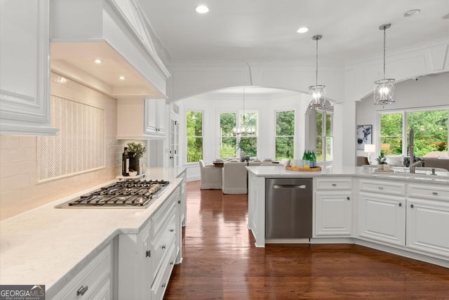 15884 Meadow King Court, Milton, GA 30004