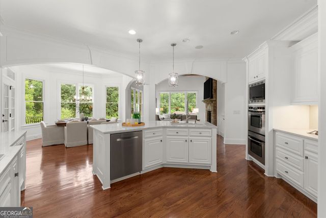15884 Meadow King Court, Milton, GA 30004