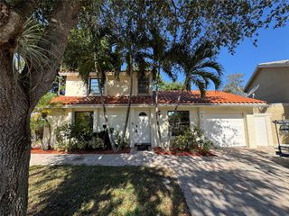 1250 90th Way, Coral Springs, FL 33071