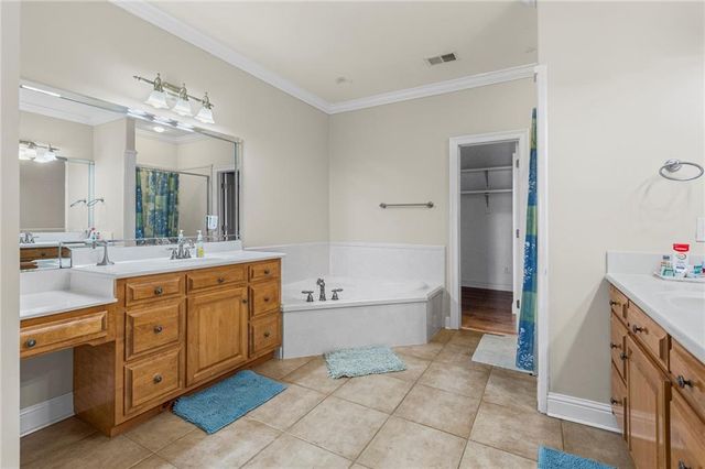 4199 Heron Lakes Drive, Mobile, AL 36693