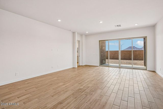7912 W DESERT SPOON Drive, Peoria, AZ 85383