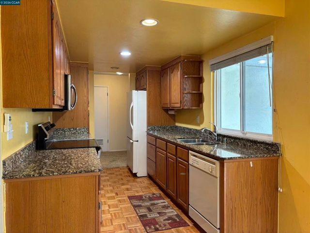 3201 3201 Saint James Pl, Antioch, CA 94509