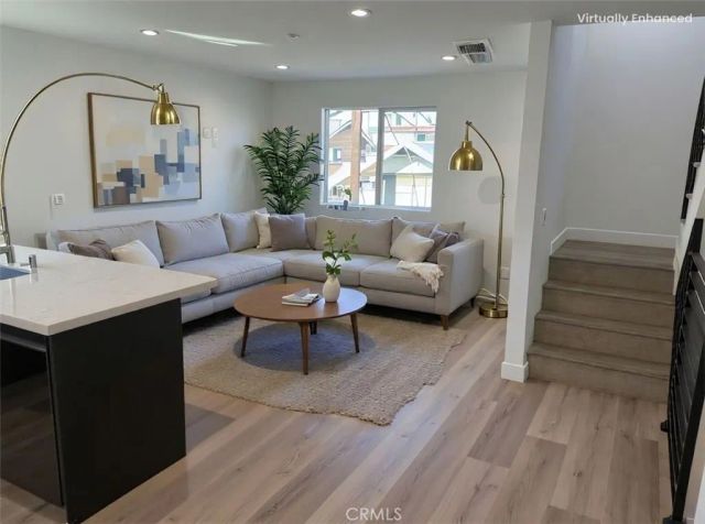 1529 Winona Boulevard, Los Angeles, CA 90027