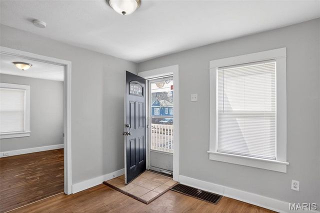 9407 Muriel Avenue, St Louis, MO 63114