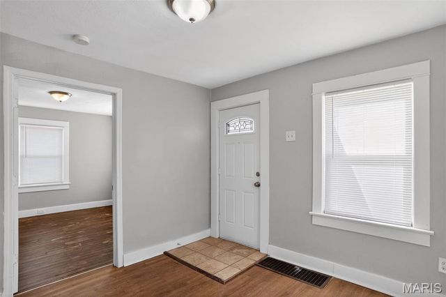 9407 Muriel Avenue, St Louis, MO 63114